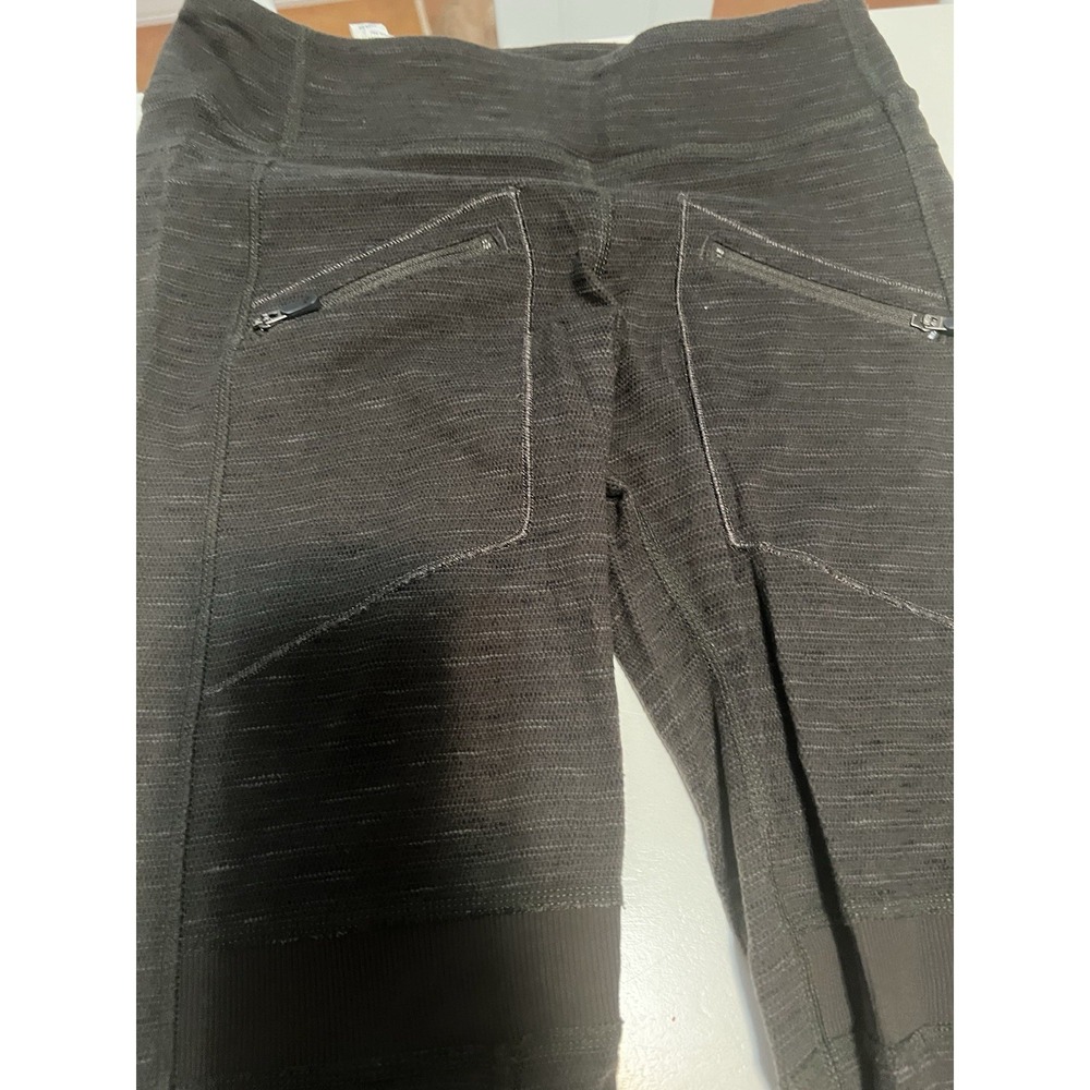 Women's Lululemon Black Activewear Pants 6 Regular Skinny Ankle Stretch Pockets - Picture 2 of 2
